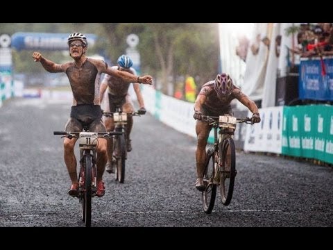 2014 UCI XCE MTB World Cup Cairns - Action Clip