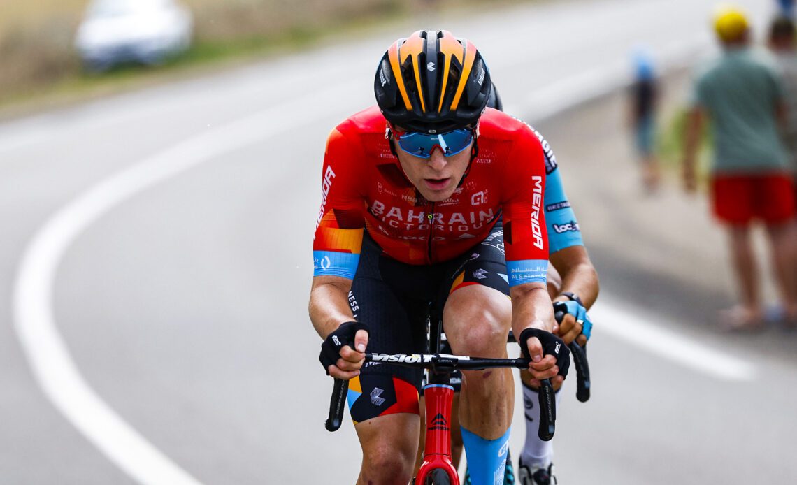 Fighting spirit puts Fred Wright within reach of a Tour de France stage win once again