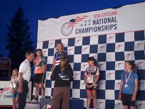 Junior women 10-12 criterium podium