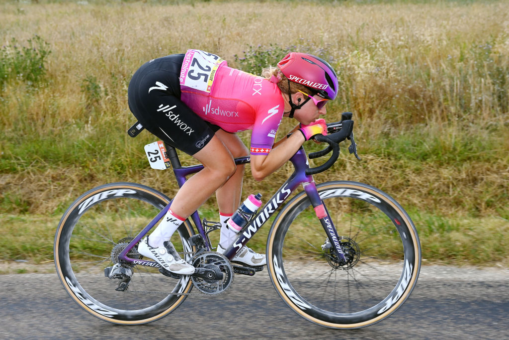 Reusser out with concussion before final weekend at Tour de France Femmes