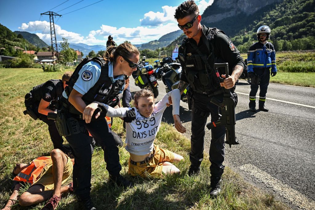 Tour de France in no position to shrug off climate action protest