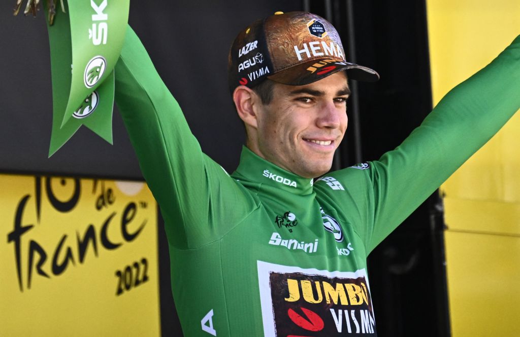 Van Aert tightens stranglehold on Tour de France green jersey after Swiss win
