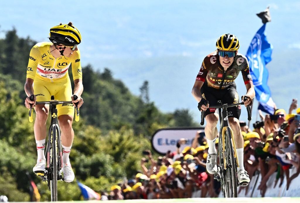 Vingegaard pushes Pogacar all the way on first summit finish of Tour de France