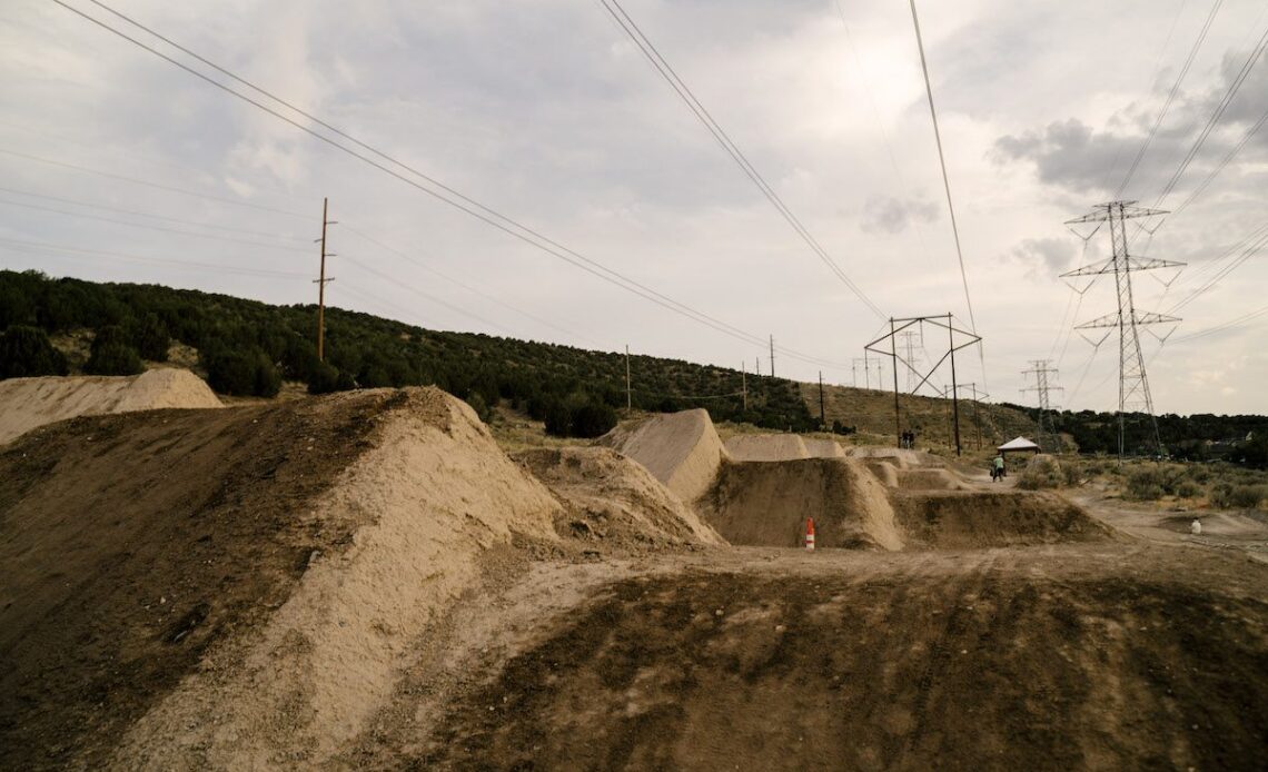 Dirt jumps