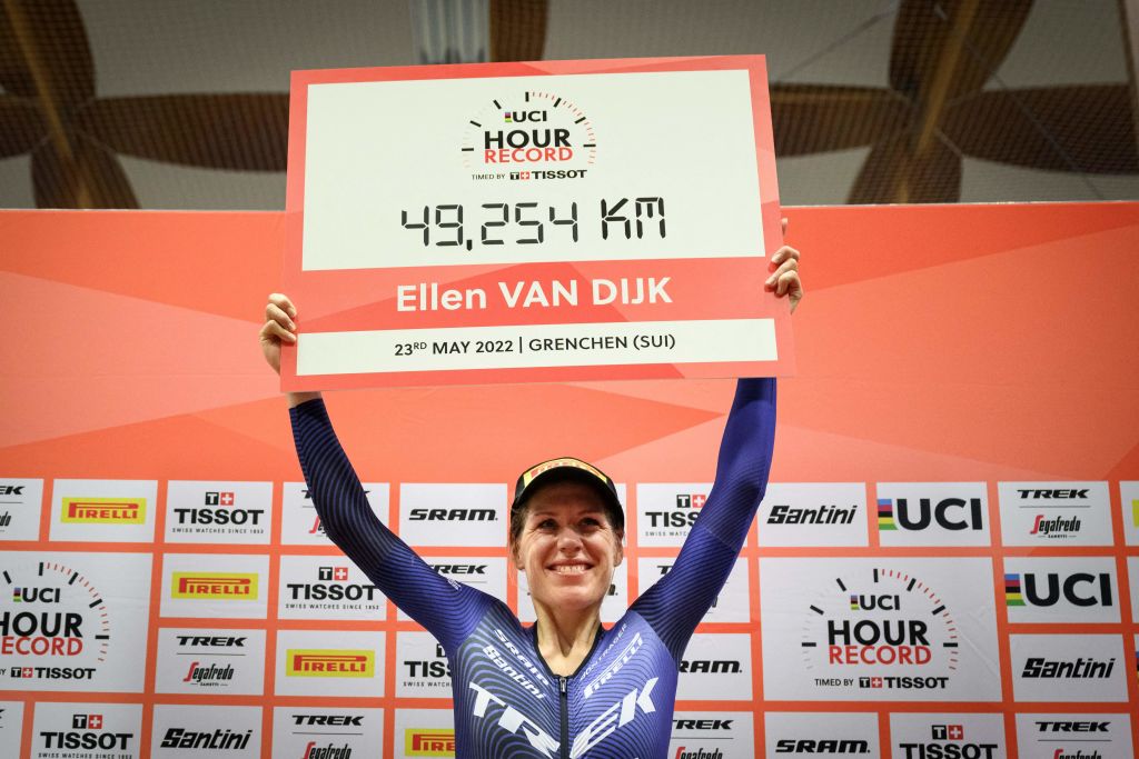 Ellen van Dijk extends with Trek-Segafredo until 2024