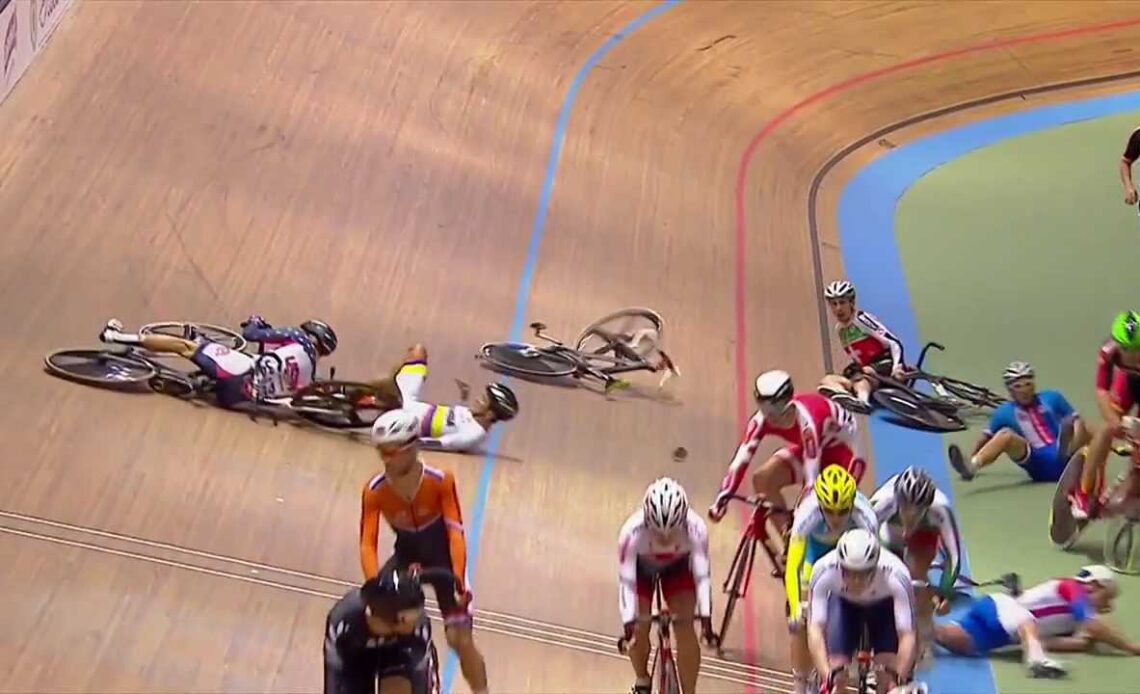 Huge Crash Mens Omnium Elimination Race - 2014 UCI Track Worlds