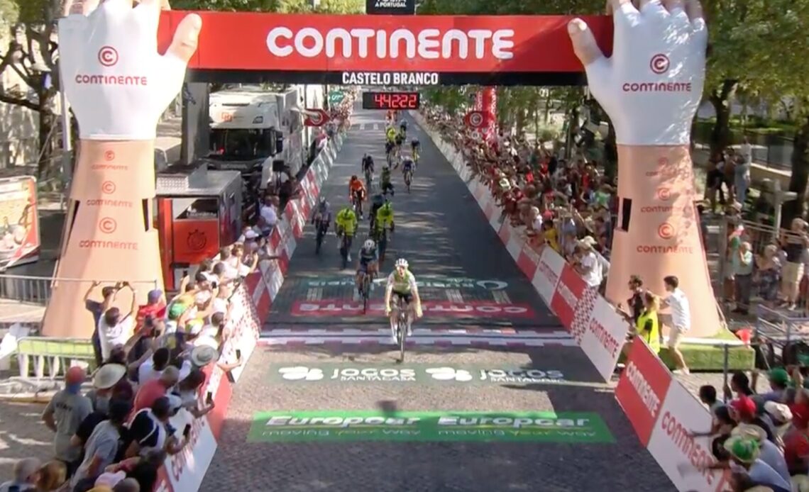 Matias denies McGill at the line and wins stage 2 at Volta a Portugal