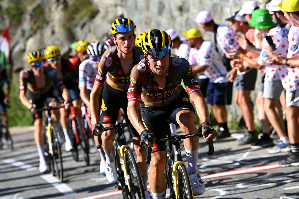 Primoz Roglic back on the bike two weeks out from Vuelta a España