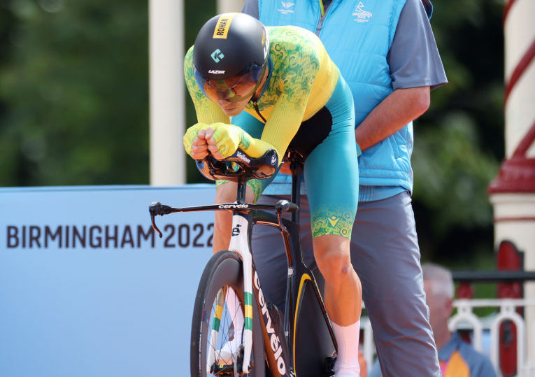 Rohan Dennis claims gold in Commonwealth Games time trial