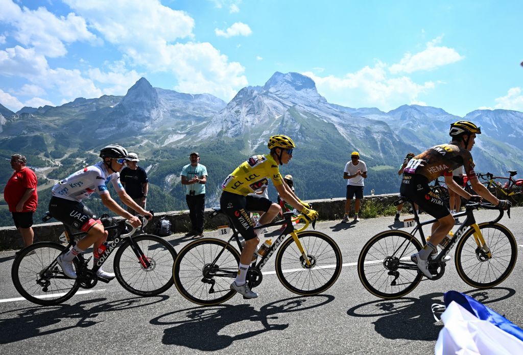Take a cricket bat and go in churches: Eight things I learned from covering my first Tour de France