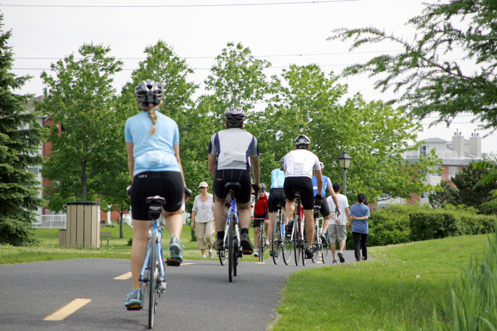 The absolute worst thing a cyclist can do on a bike path