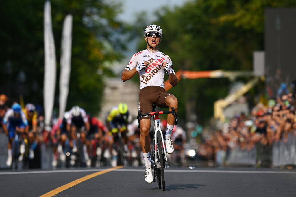 Benoit Cosnefroy claims solo victory at Grand Prix Cycliste de Québec