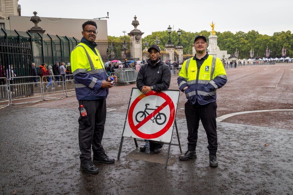 British Cycling removes guidance saying you should not cycle during the Queen's funeral