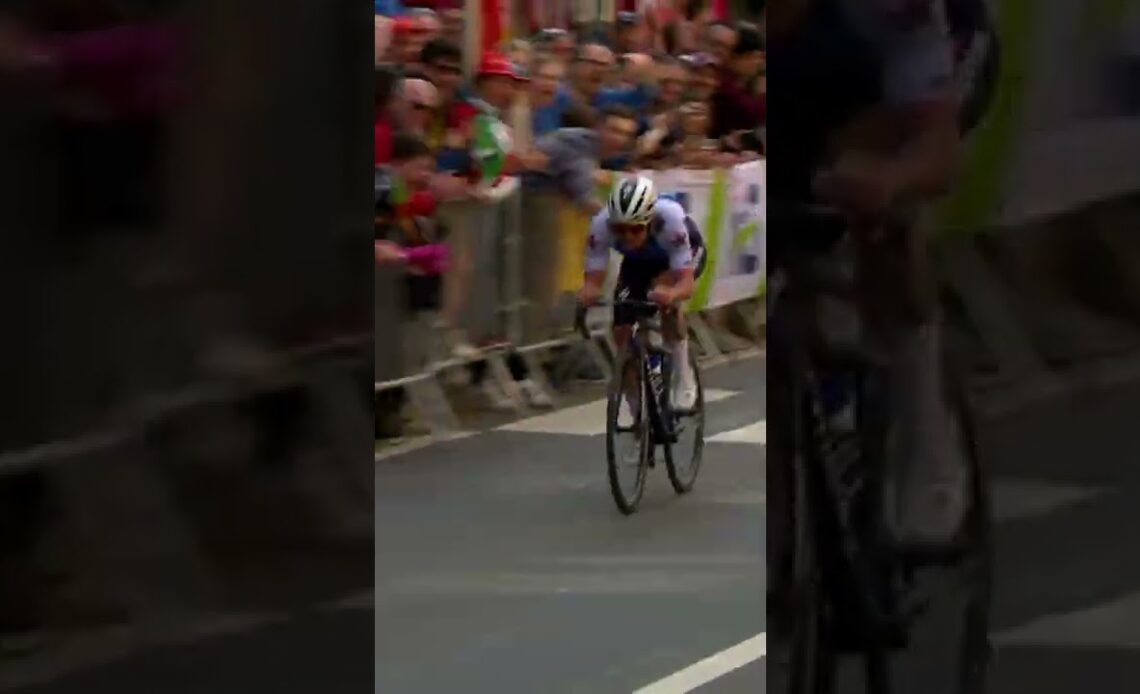 Evenepoel Nearly Loses Rear Wheel In Ferocious Attack #shorts