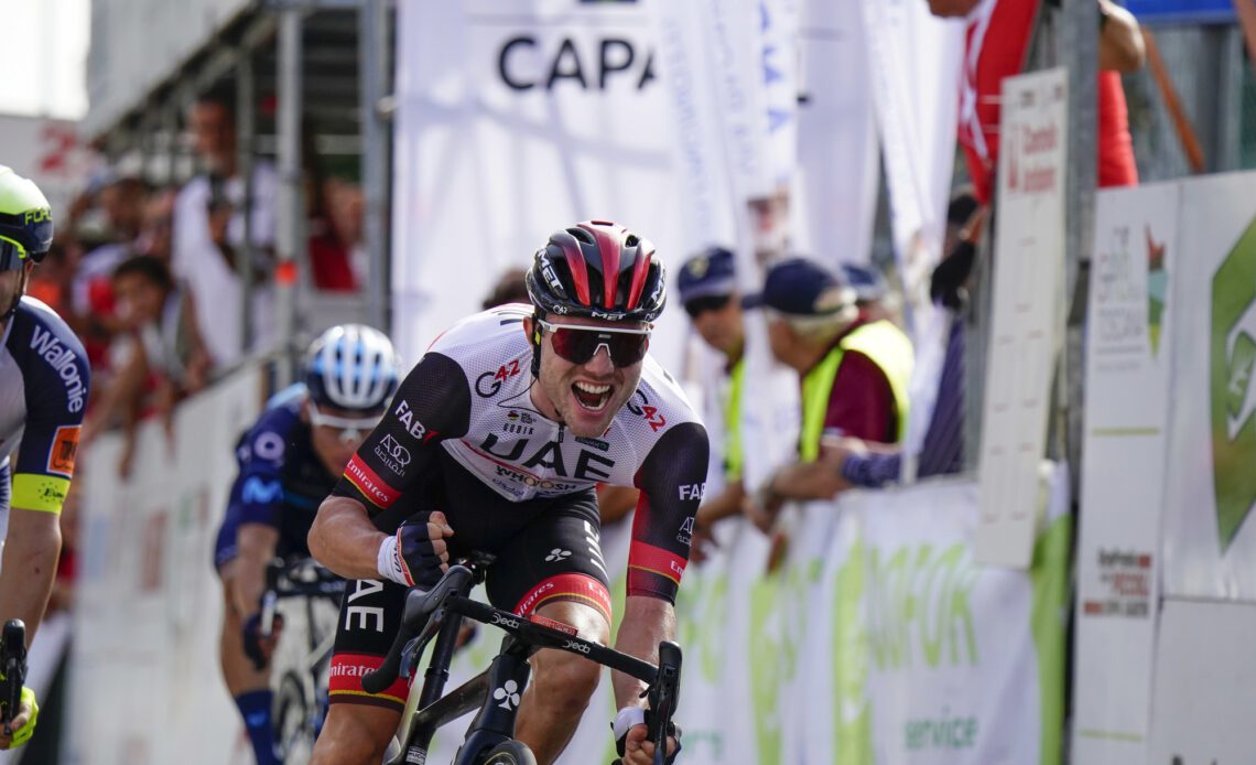 Marc Hirschi tames tense finale to win Giro della Toscana