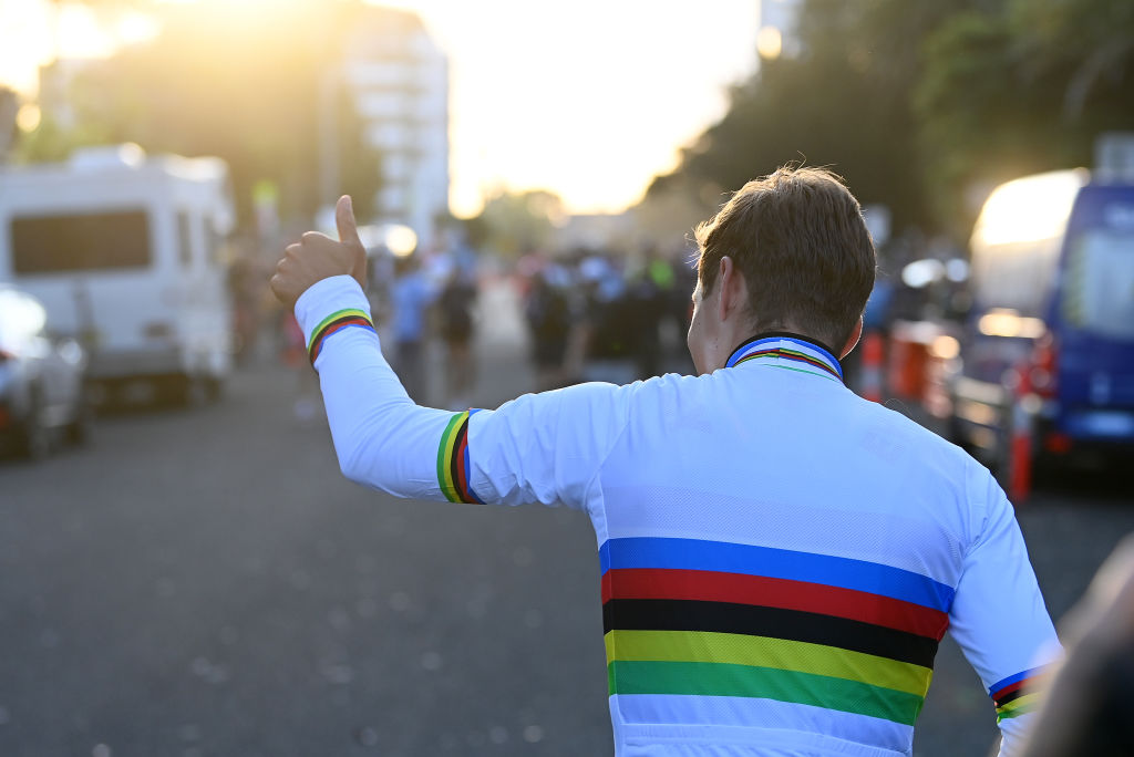 Remco Evenepoel to debut rainbow jersey at Binche-Chimay-Binche amid rapturous homecoming