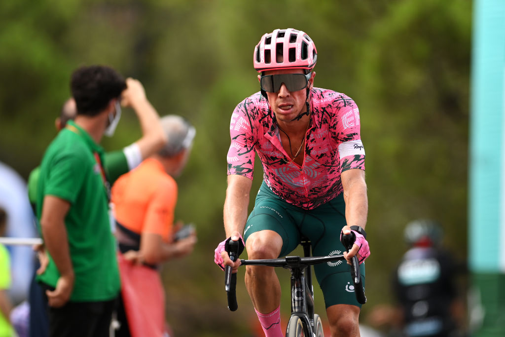 Rigoberto Urán claims breakaway win on stage 17 of the Vuelta a España