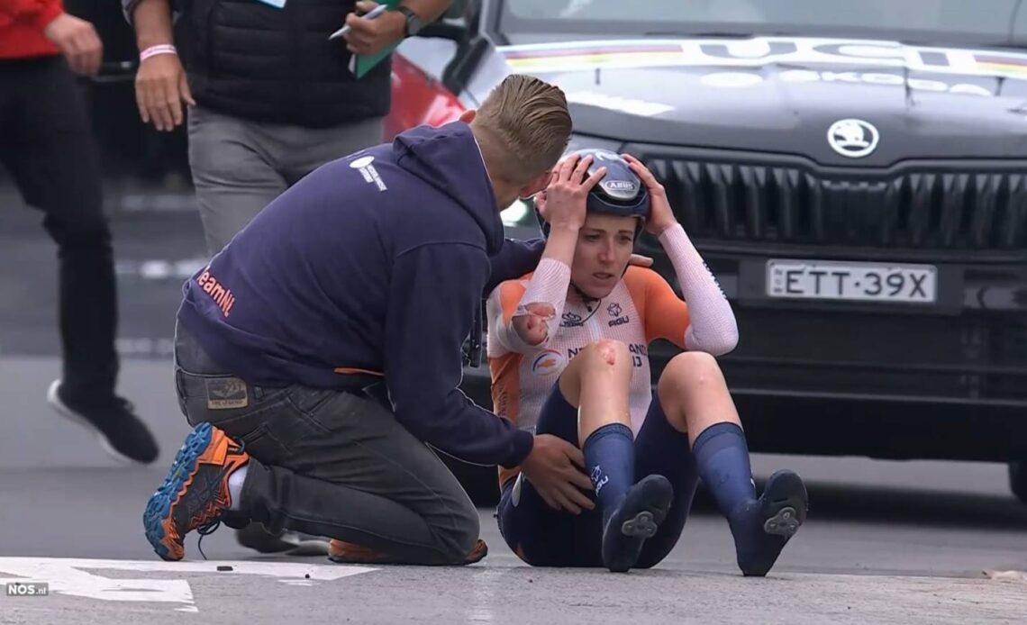 Van Vleuten back on bike after crash but Worlds road race start still uncertain