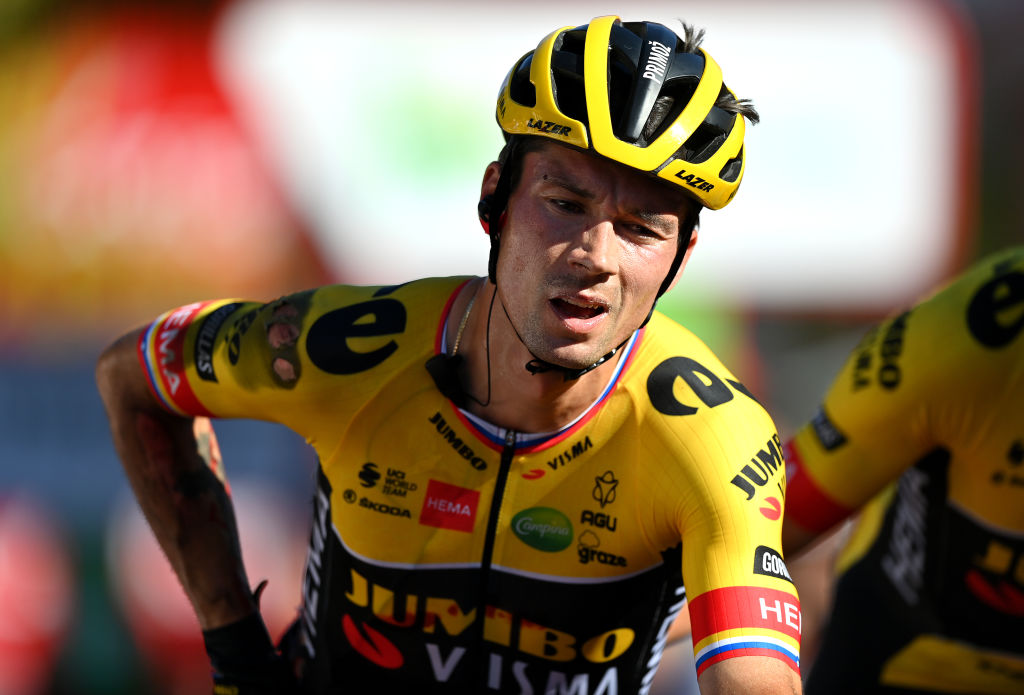 Vuelta a España director praises Roglic attack, expresses concern for wellbeing