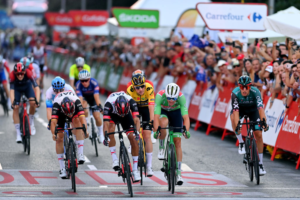 Vuelta finale stage winner Molano clinches unexpected bunch sprint victory