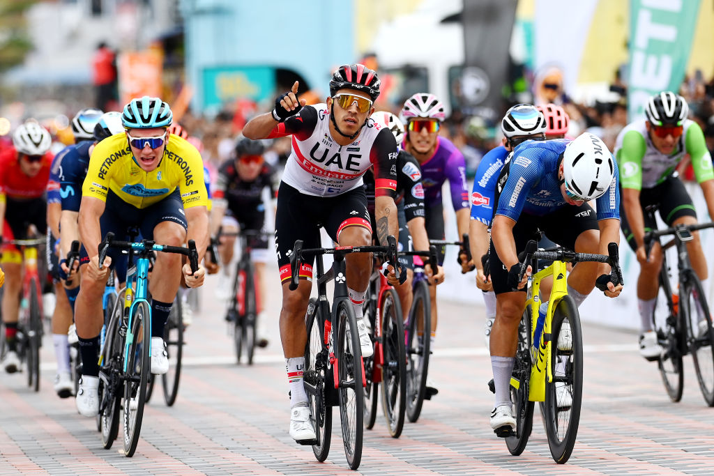 Molano declassified after winning Tour de Langkawi stage 2 sprint