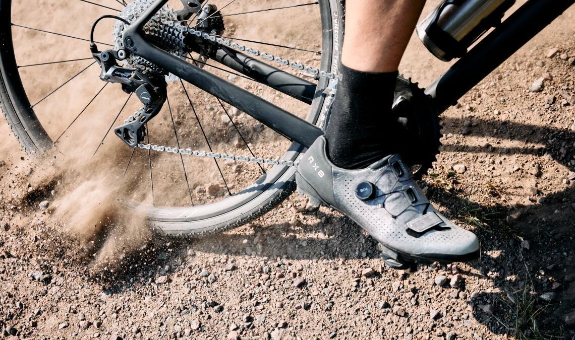 Shimano releases new RX8 and RX8R gravel race shoes