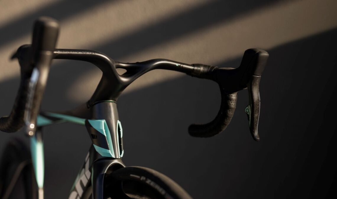 The new Bianchi Oltre is straight out of Star Trek