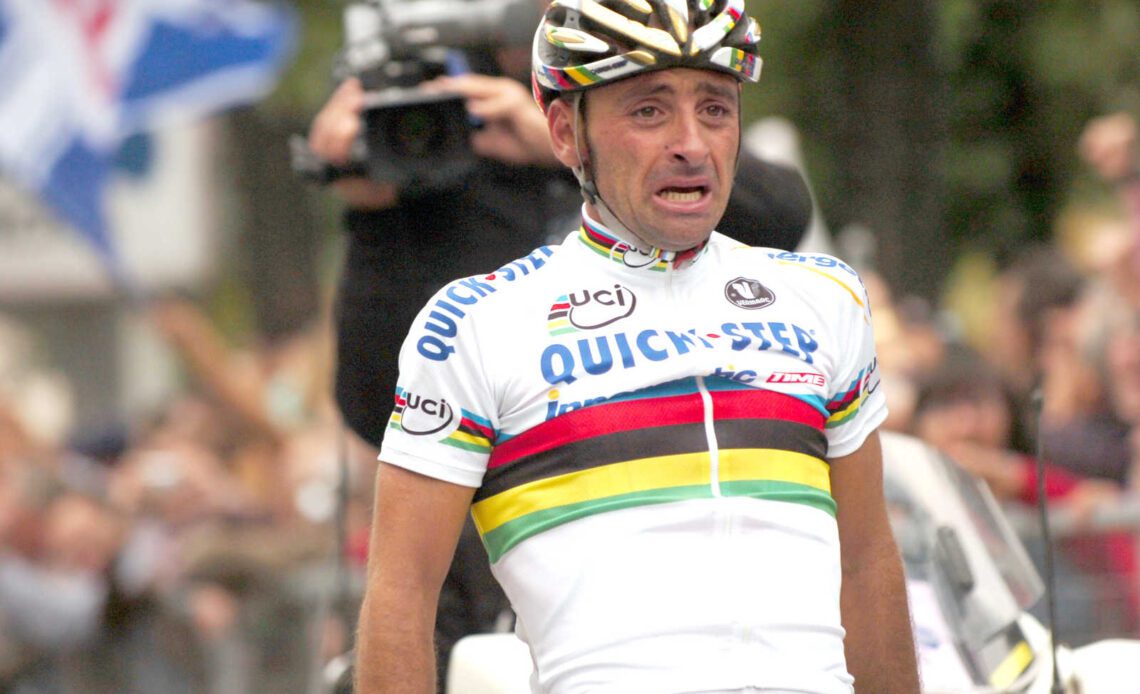 Throwback to Paolo Bettini’s absolutely emotional Il Lombardia victory