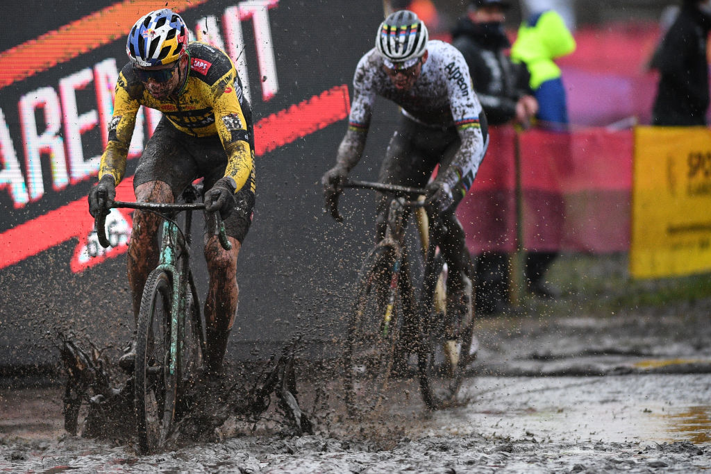 Cyclocross specialists brace for return of Pidcock, van der Poel and van Aert