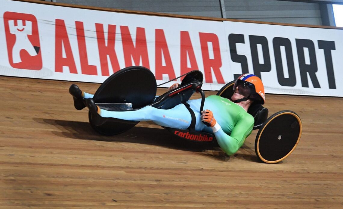 Geert Schipper smashes hand-cycling hour record