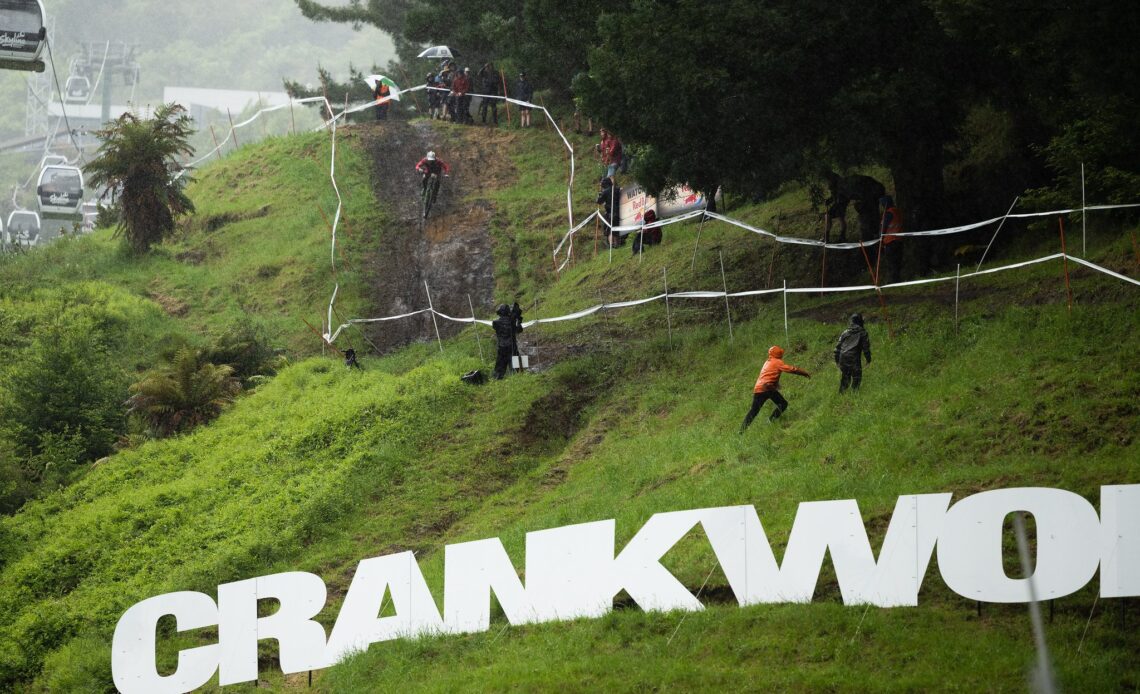 Sam Blenkinsop and Louise Ferguson survive 75-mm monsoon to win Rotorua DH