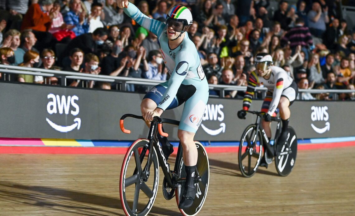 Stewart and Valente take first blood in UCI Track Champions League opener