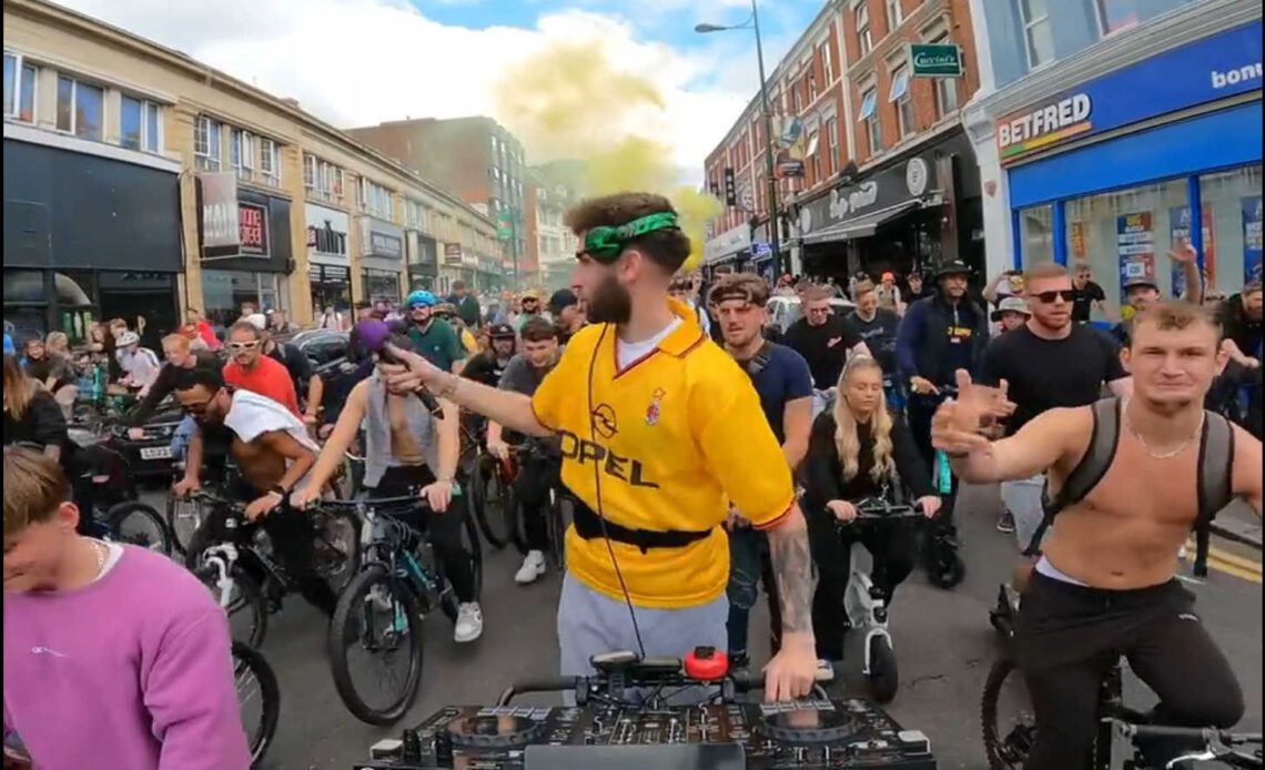 This DJ threw the most amazing cycling rave