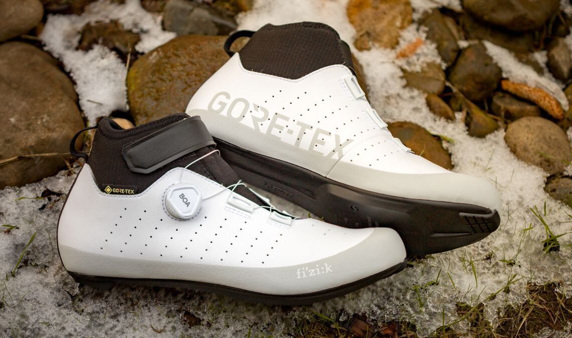 Testing the new Fizik Artica GTX Tempo winter boots in near-freezing weather