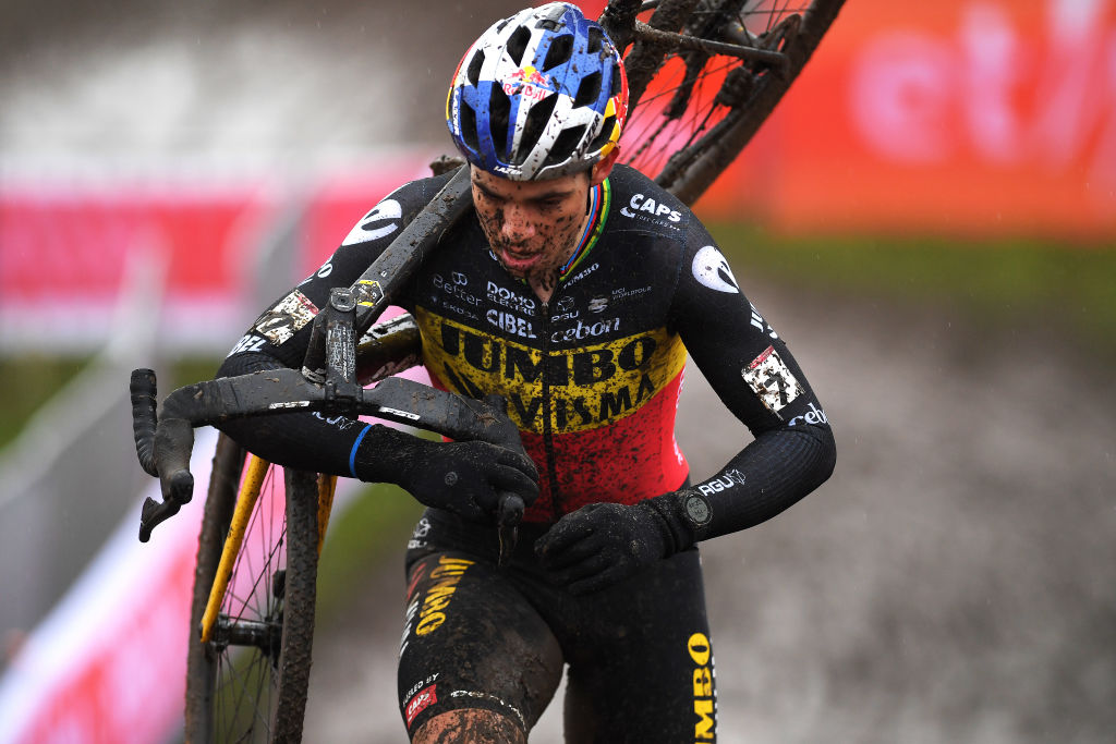 Wout van Aert emerges from the mud to win Dublin World Cup