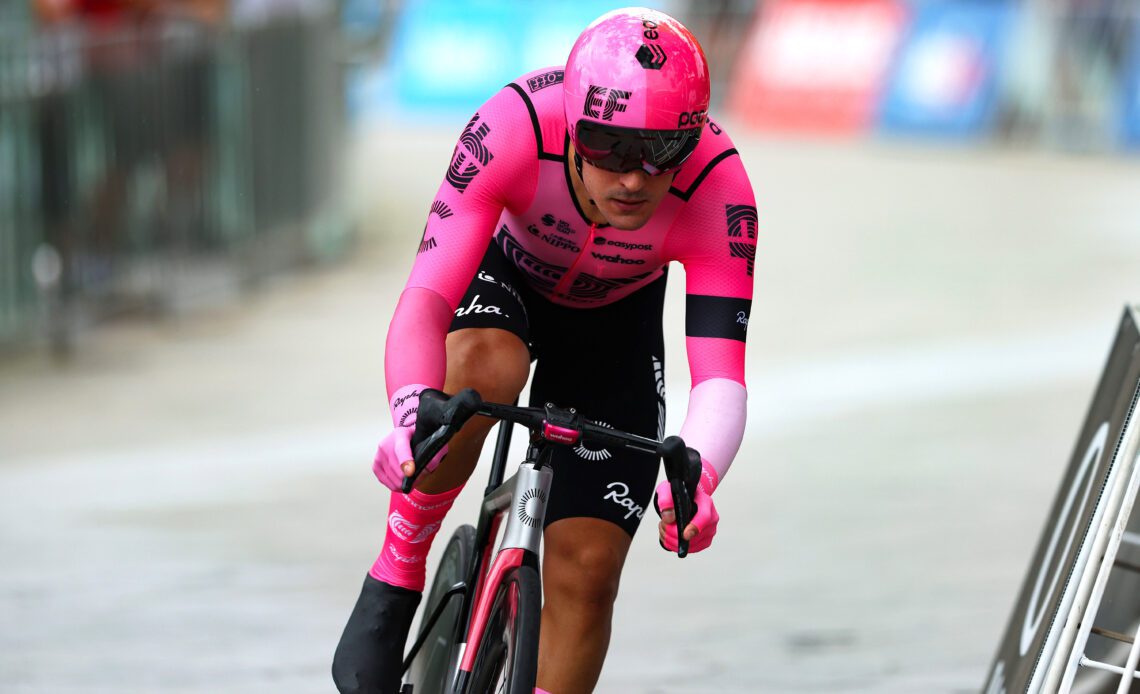 Alberto Bettiol wins a wet prologue at the Tour Down Under