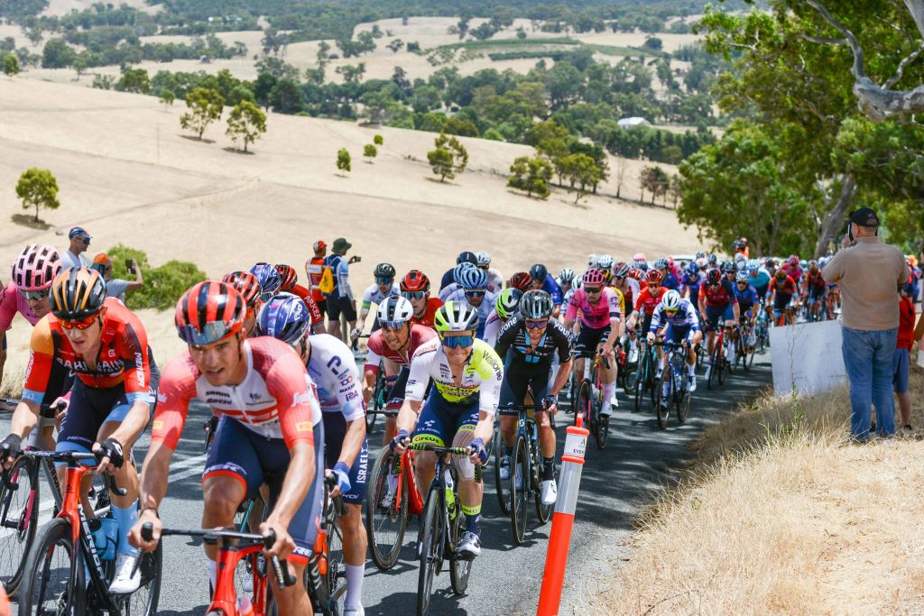 An uphill finish in Willunga on stage 4 of the Tour Down Under - Live coverage