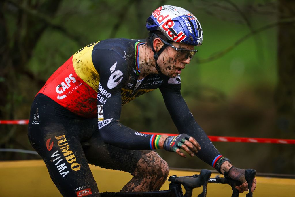 Wout van Aert remains the boss with solo Superprestige Gullegem victory