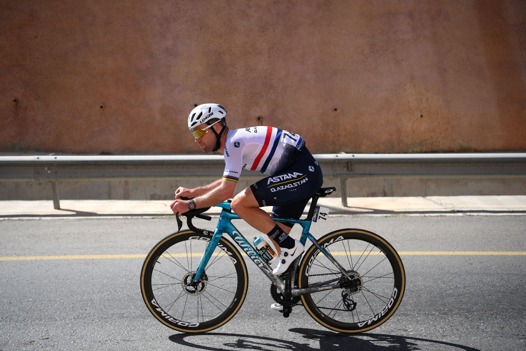 Mark Cavendish using Oman to build strength and rapport as Astana tenure begins