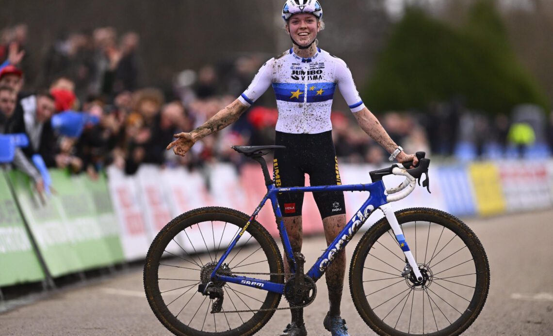 Van Empel eyeing more than just Pieterse in Cyclocross World Championships