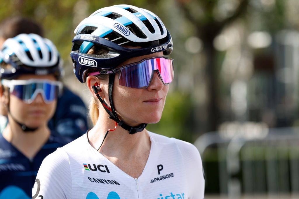 Annemiek van Vleuten (Movistar) lining up in the rainbow jersey of the World Champion at the first ever Tour de Romandie Feminin in 2022