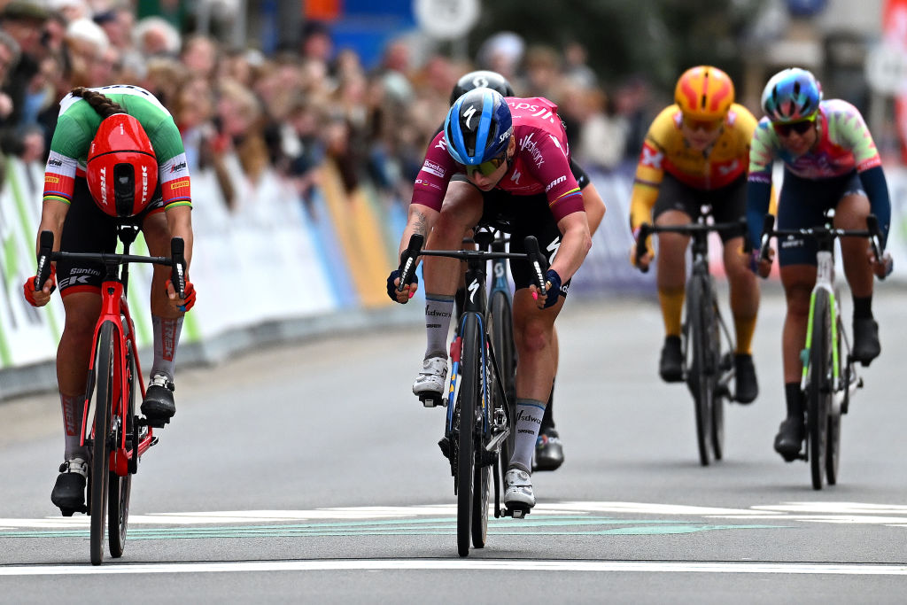 Elisa Balsamo beats Lorena Wiebes in Brugge-De Panne sprint – for second place