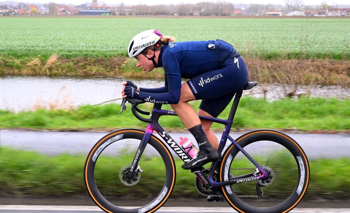 Marlen Reusser time trials to Gent-Wevelgem victory with 40km solo attack