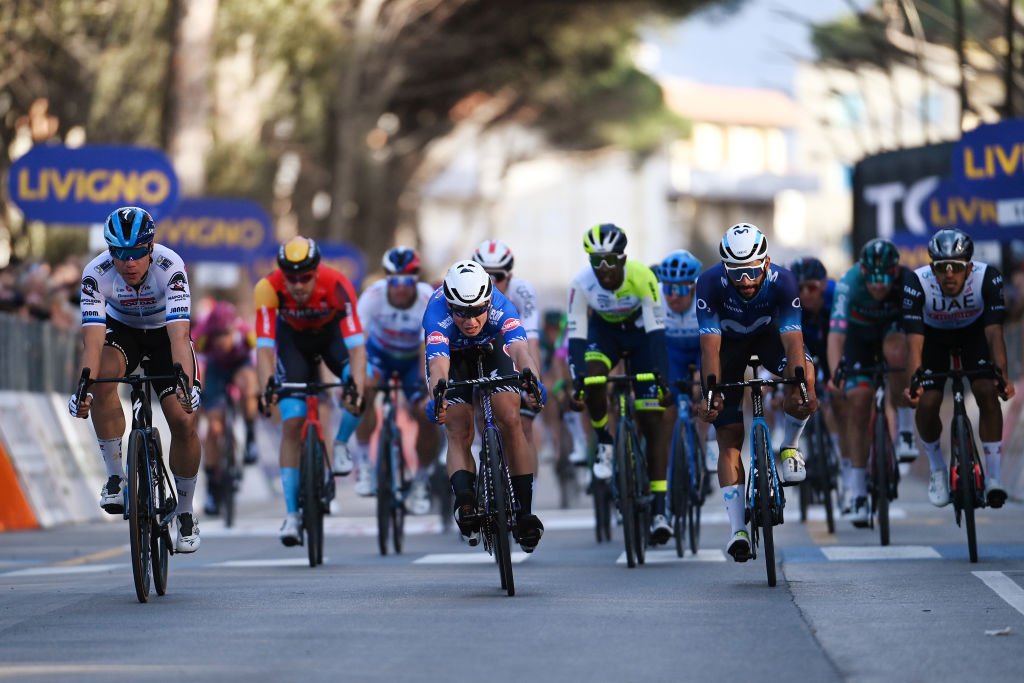 Tirreno-Adriatico stage 3 live - another day for the sprinters