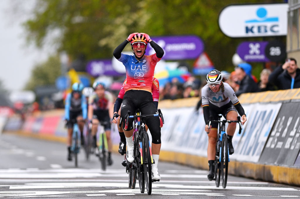 Brabantse Pijl women: Silvia Persico wins in the rain