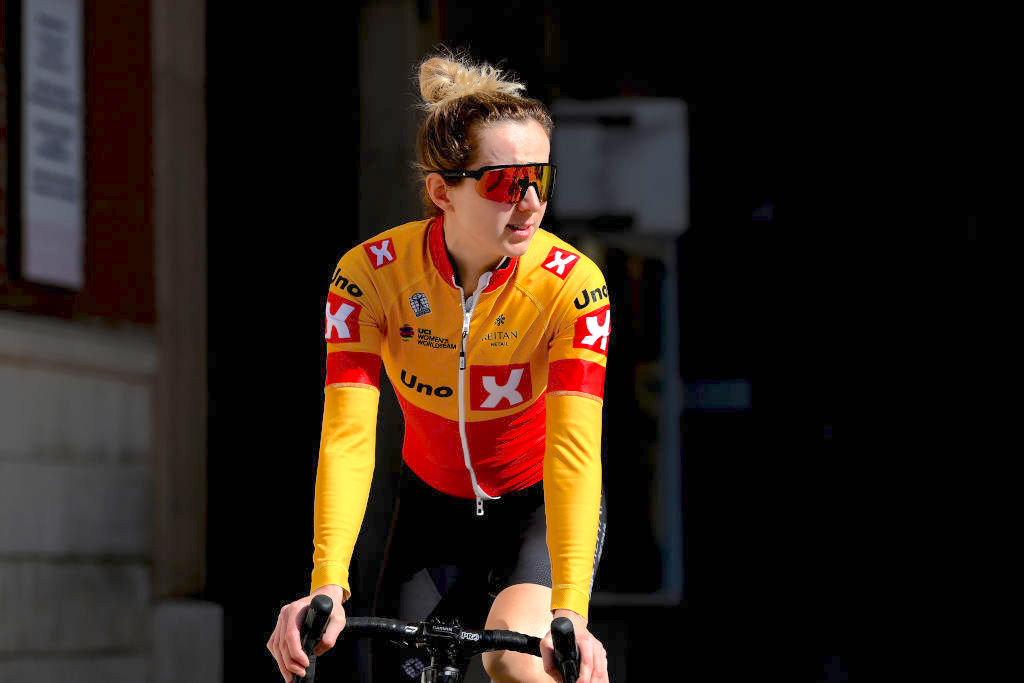 Elinor Barker signs four-year extension with Uno-X Pro Cycling
