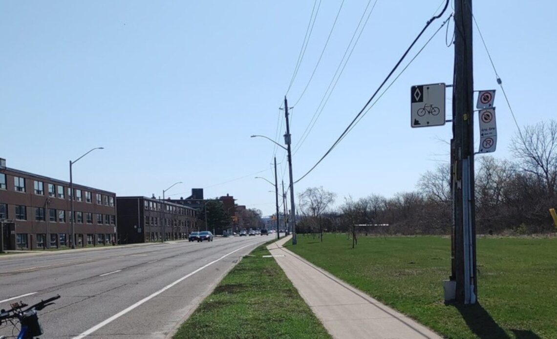 Hamilton cops ticketed teenager in hospital who was hit by motorist