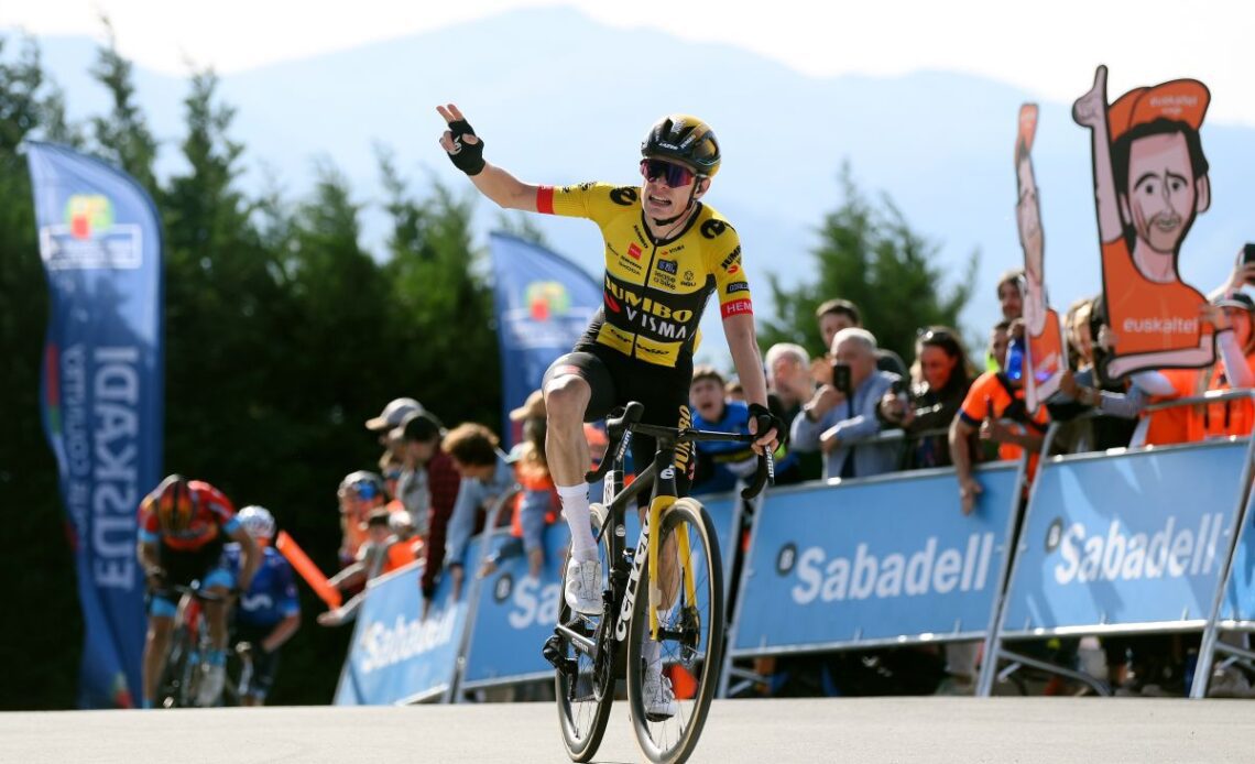 Jonas Vingegaard triumphs on stage three of Itzulia Basque Country to return to winning ways