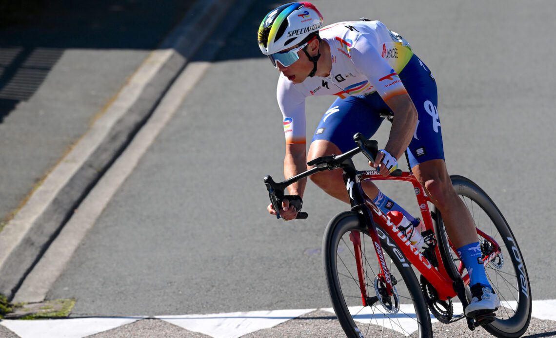 Paris-Camembert: Ferron outkicks Costiou from two-rider breakaway for victory