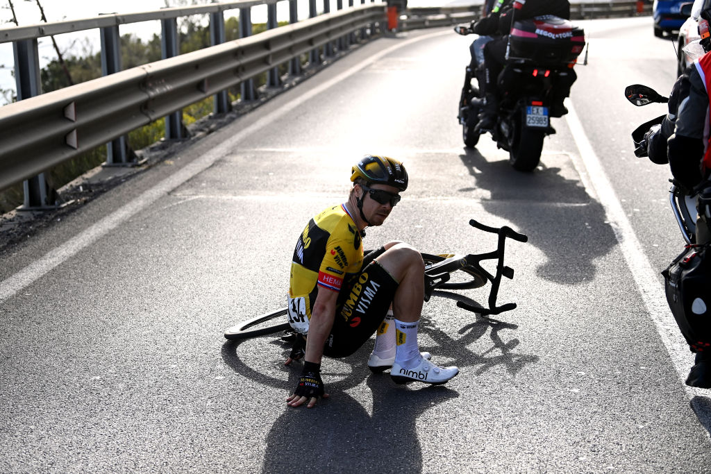 Further blow for Roglic as Tratnik suffers training crash on eve of Giro d'Italia